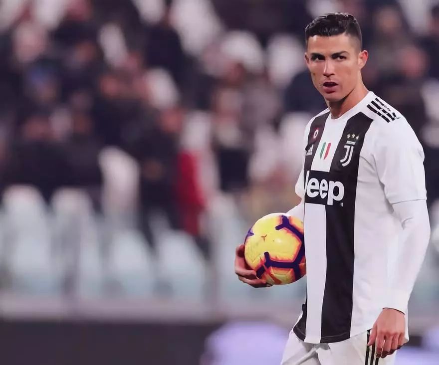 的欢呼声里 的欢呼声里