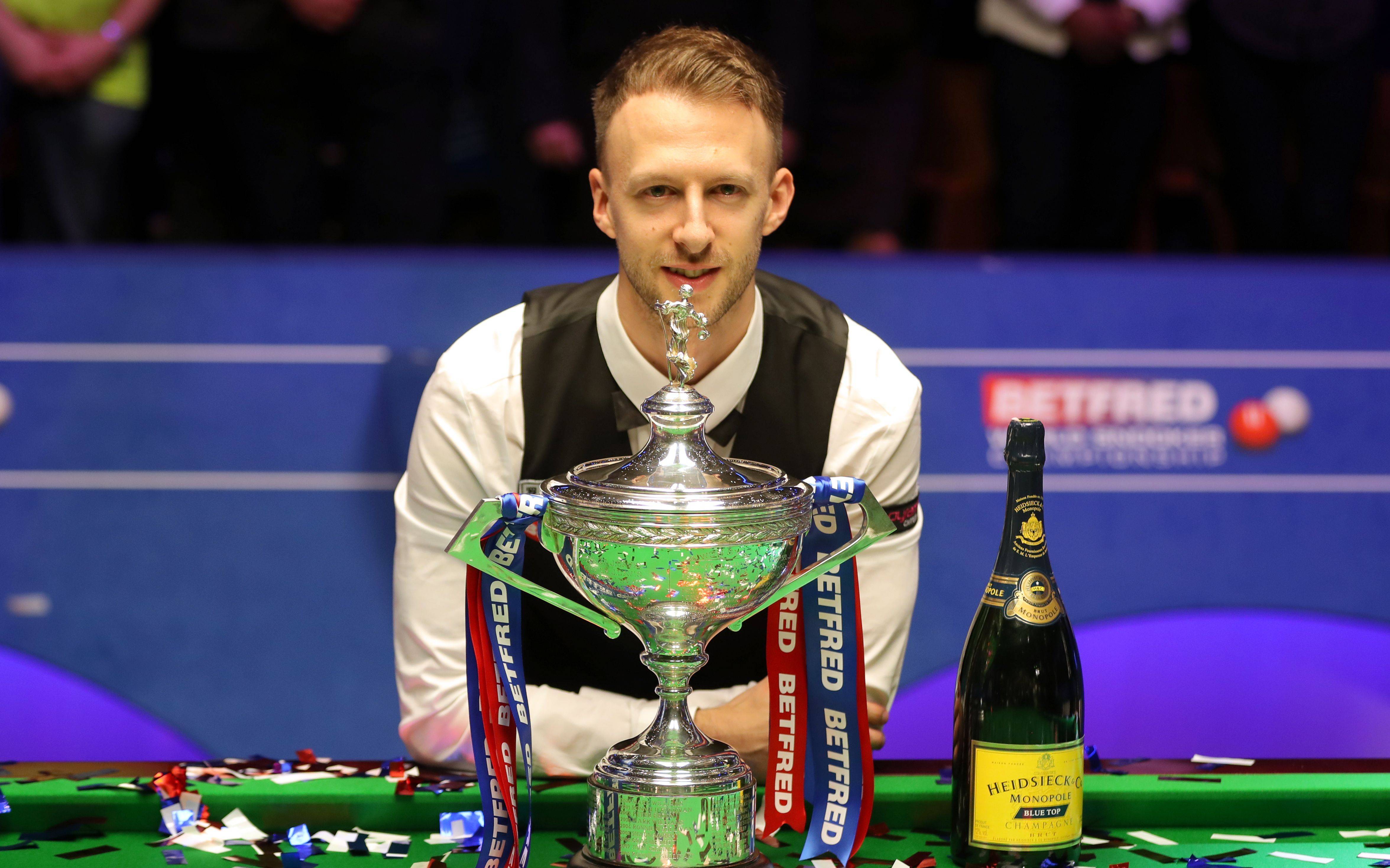 轴心